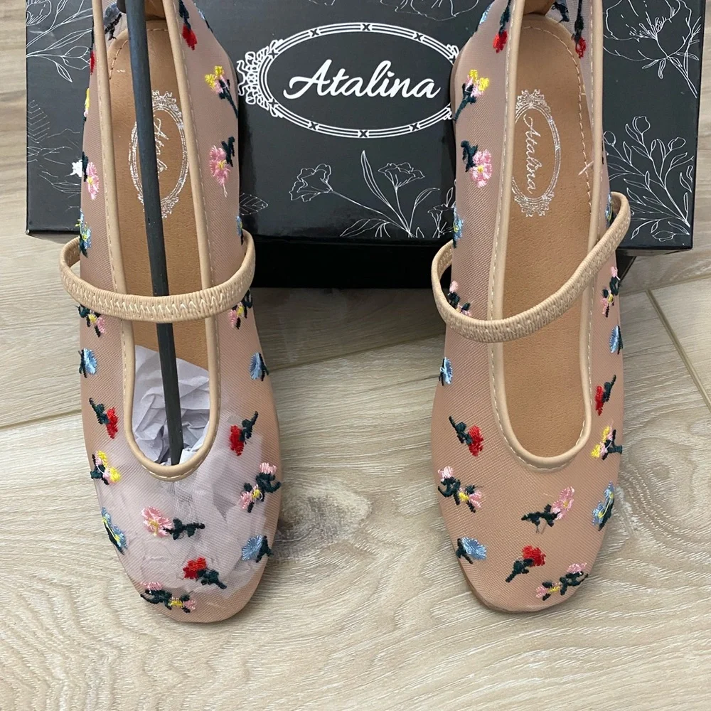 Atalina Embroidered Floral Mesah Mary Jane Flats - Nude/Blush - NWT - Picture 2 of 10